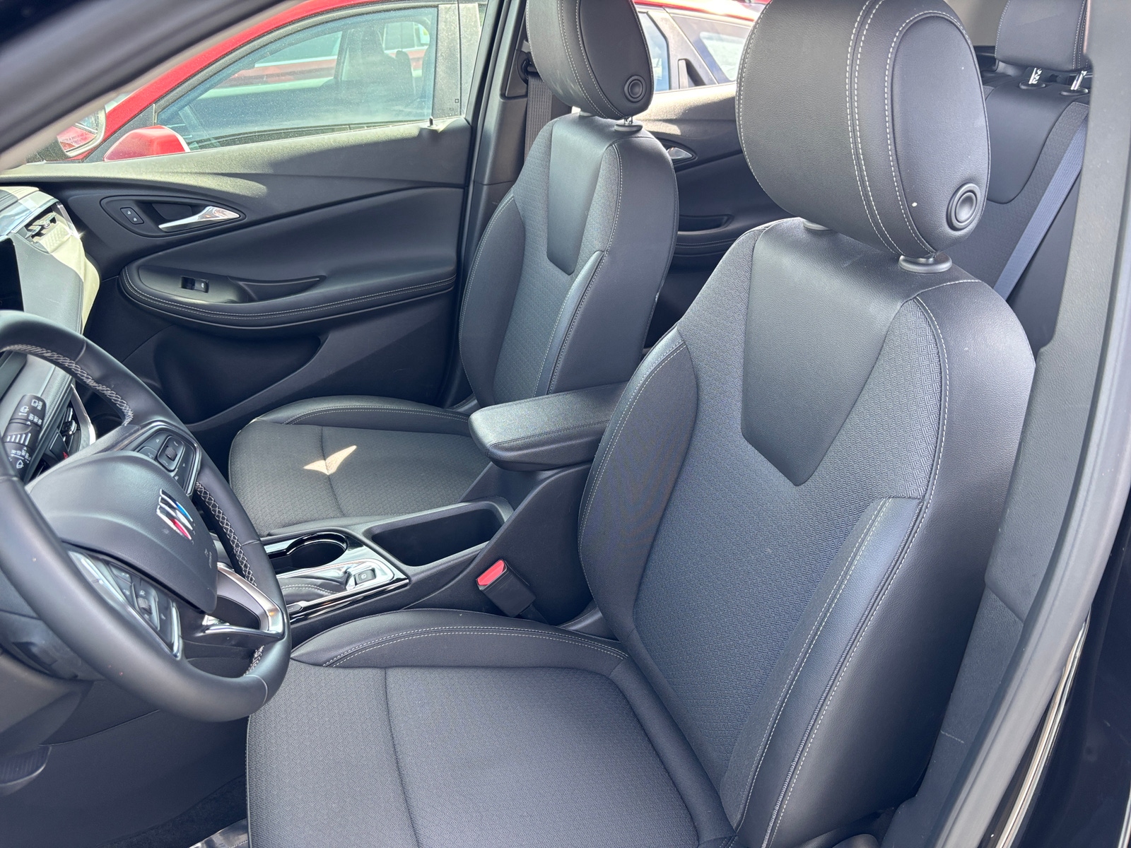 Thumbnail: 2025 Buick Encore GX - 2