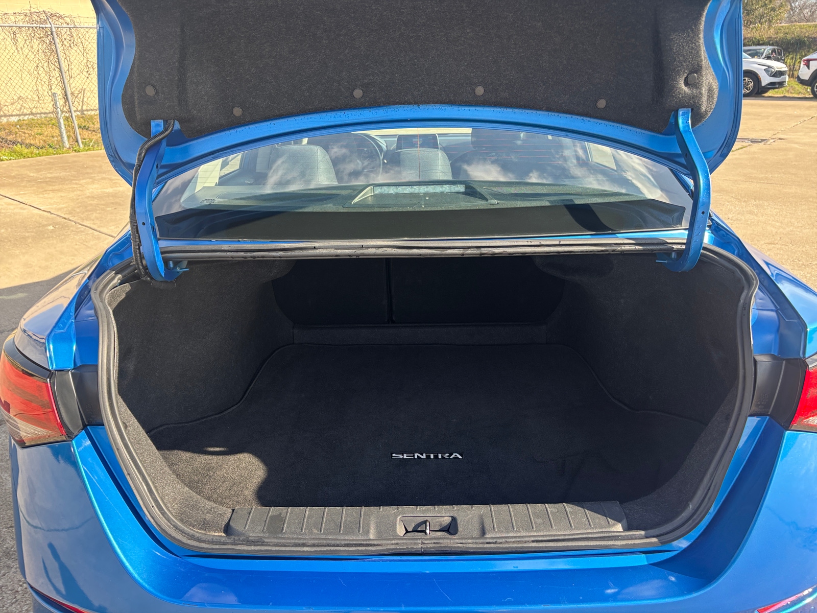 Thumbnail: 2025 Nissan Sentra - 6