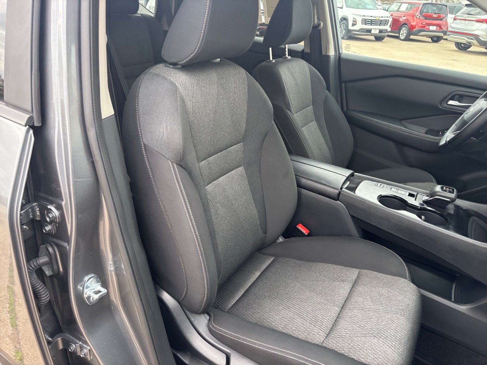 Thumbnail: 2025 Nissan Rogue - 2