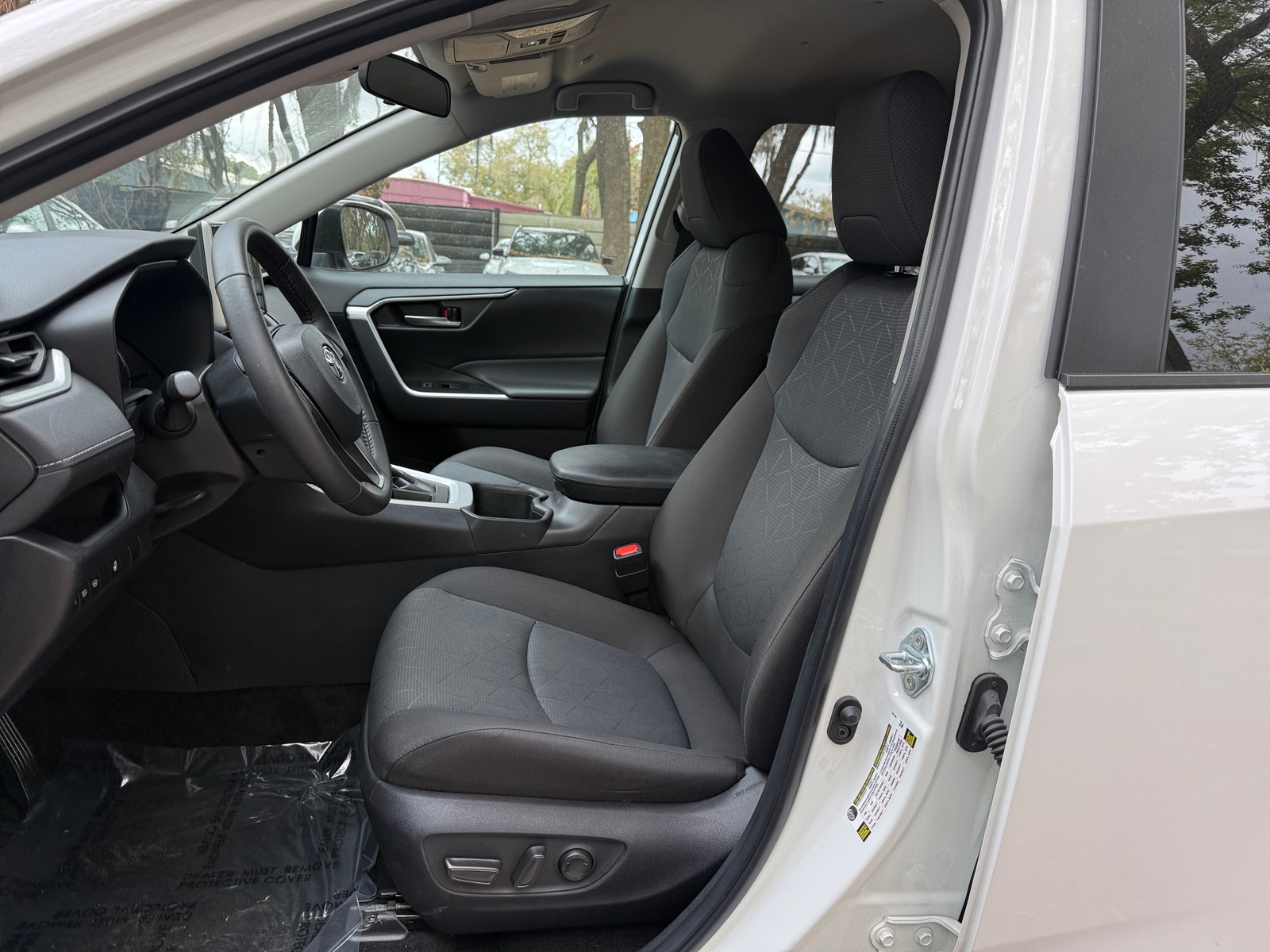 Thumbnail: 2025 Toyota RAV4 - 2