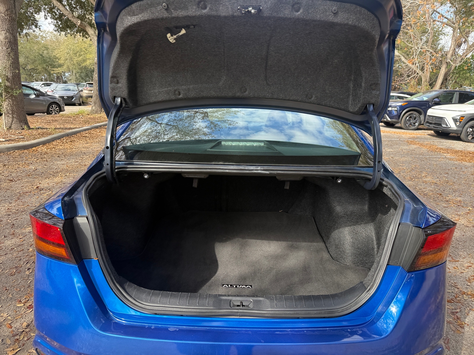 Thumbnail: 2025 Nissan Altima - 4