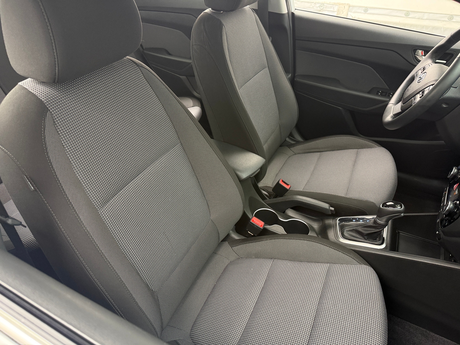 Thumbnail: 2022 Hyundai Accent - 2