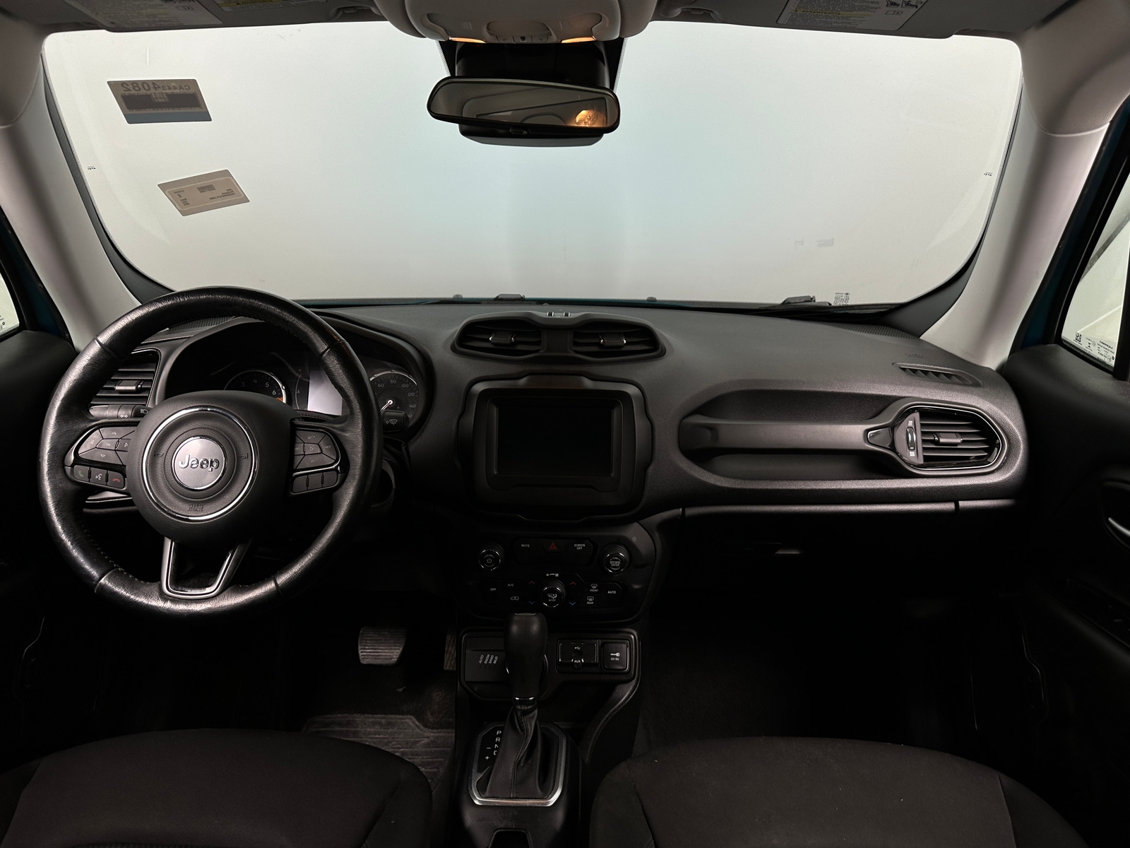 Thumbnail: 2020 Jeep Renegade - 3