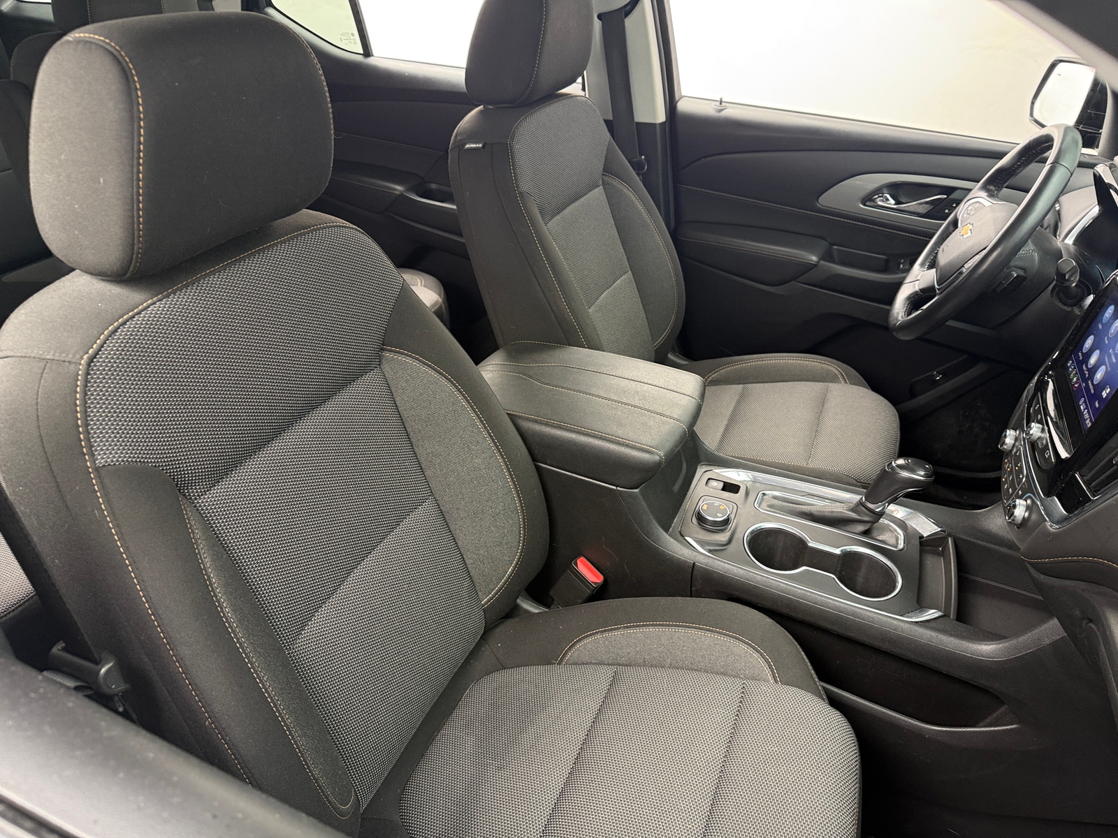 Thumbnail: 2020 Chevrolet Traverse - 2