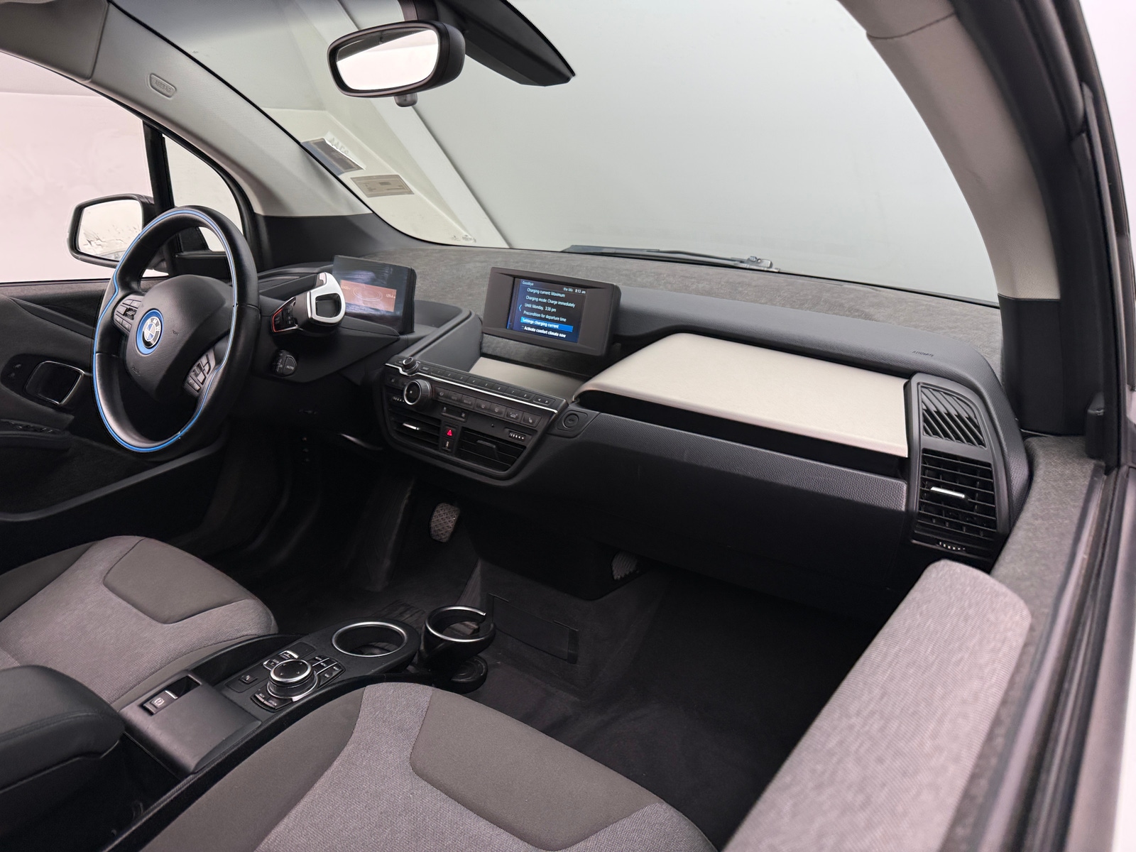 Thumbnail: 2019 BMW i3 - 3