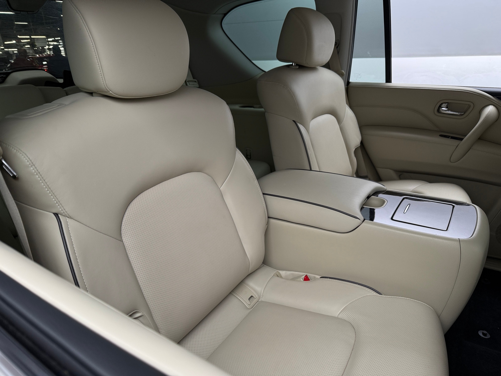 Thumbnail: 2022 INFINITI QX80 - 5