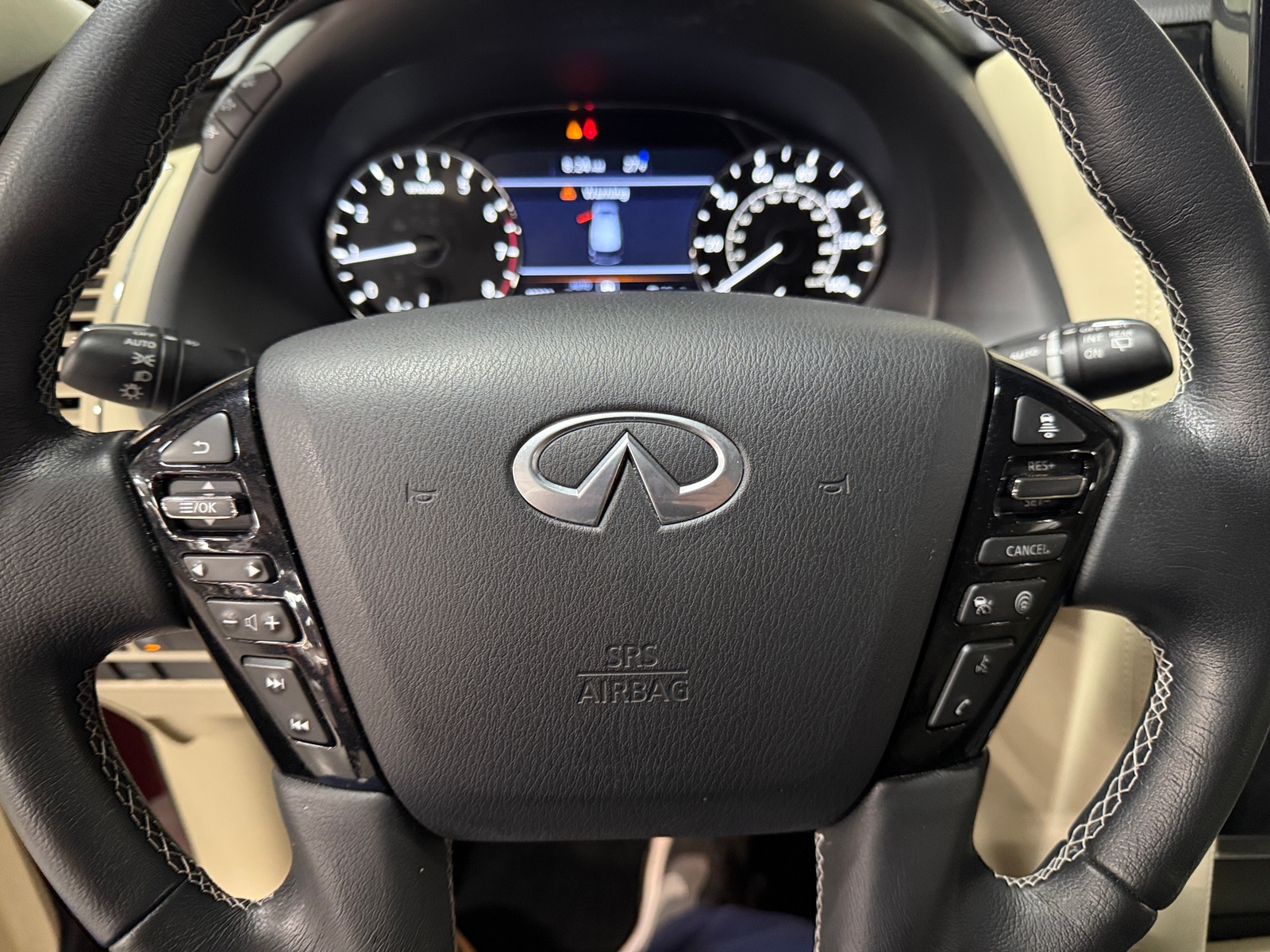 Thumbnail: 2022 INFINITI QX80 - 4