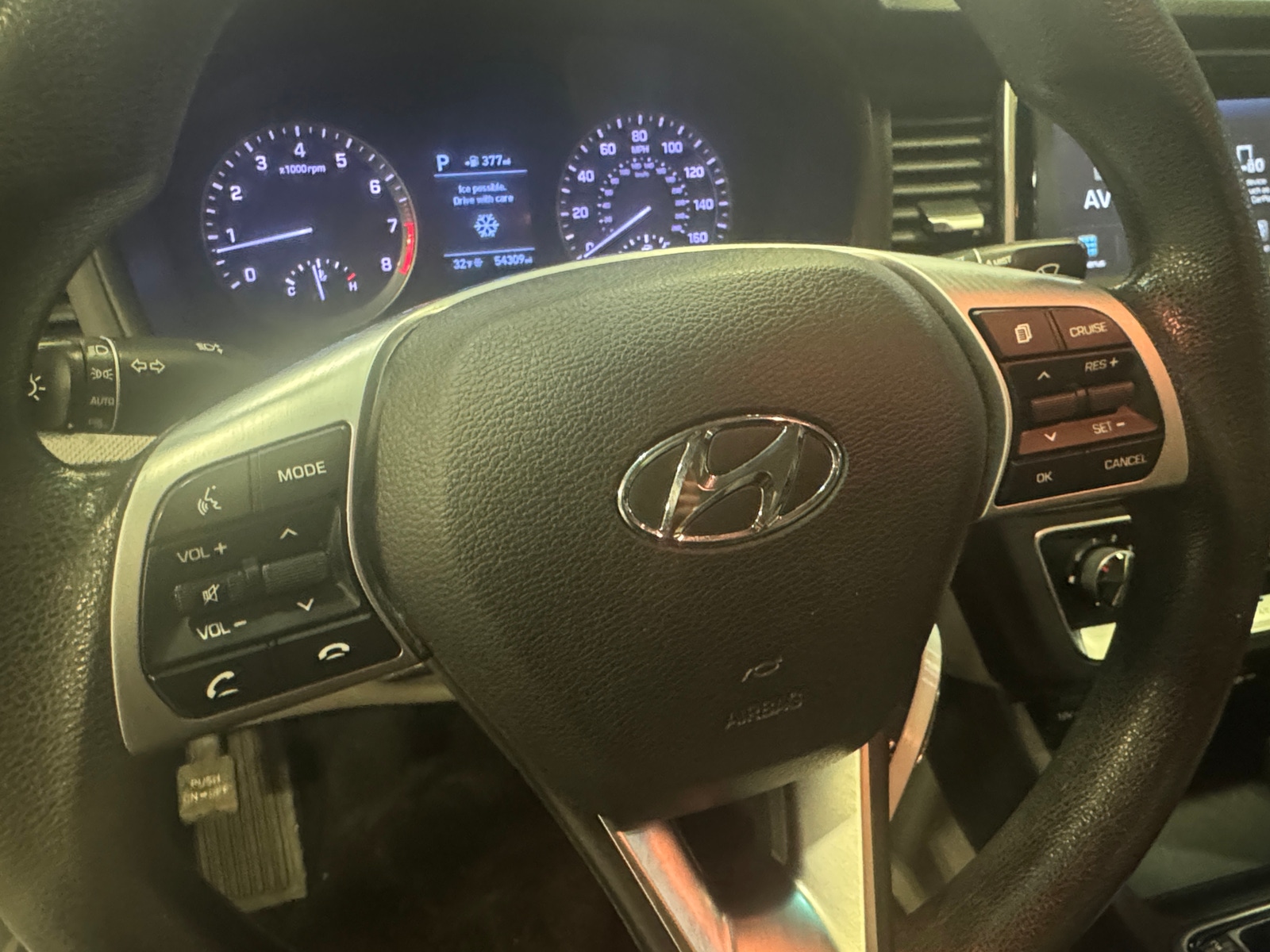 Thumbnail: 2019 Hyundai Sonata - 5