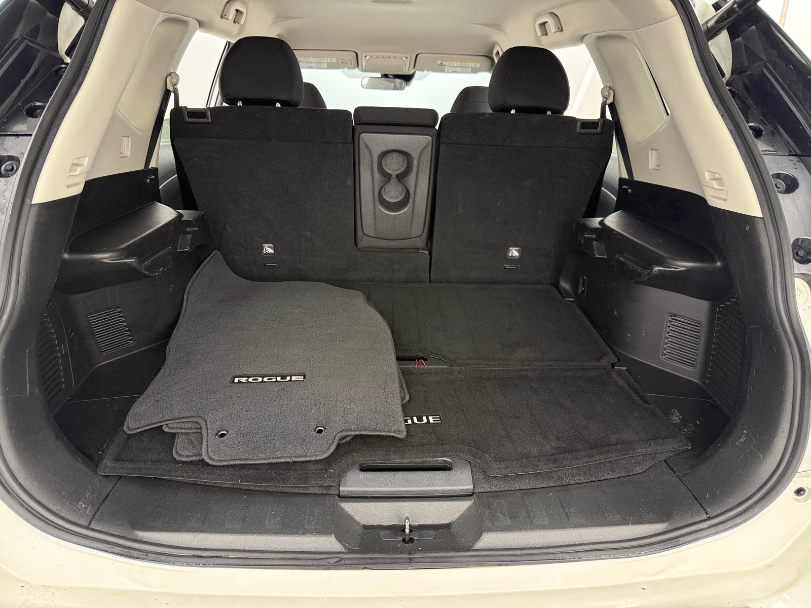 Thumbnail: 2019 Nissan Rogue - 7