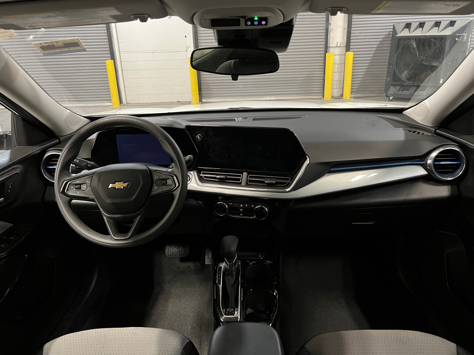 Thumbnail: 2025 Chevrolet Trax - 3