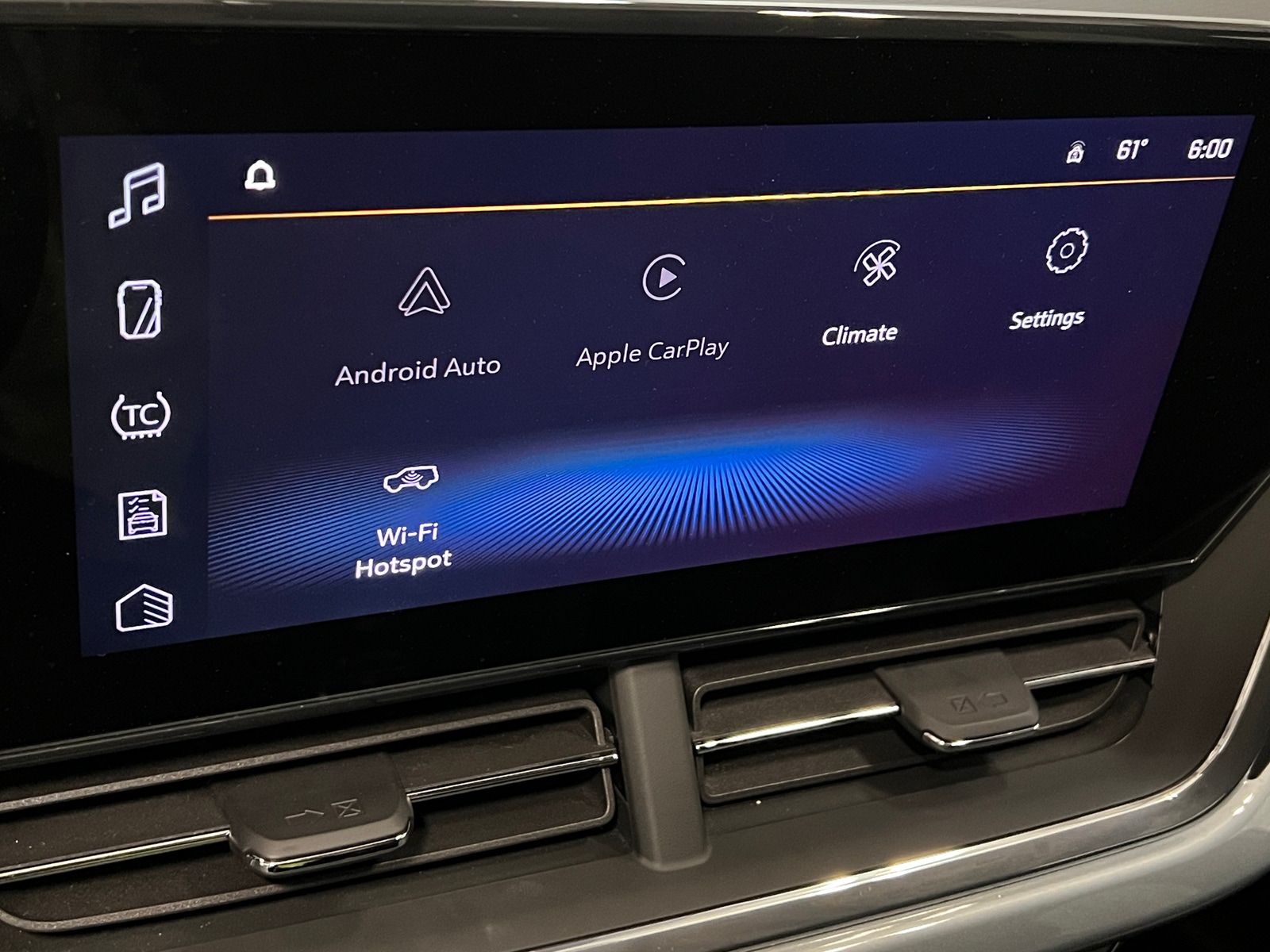 Thumbnail: 2025 Chevrolet Trax - 4