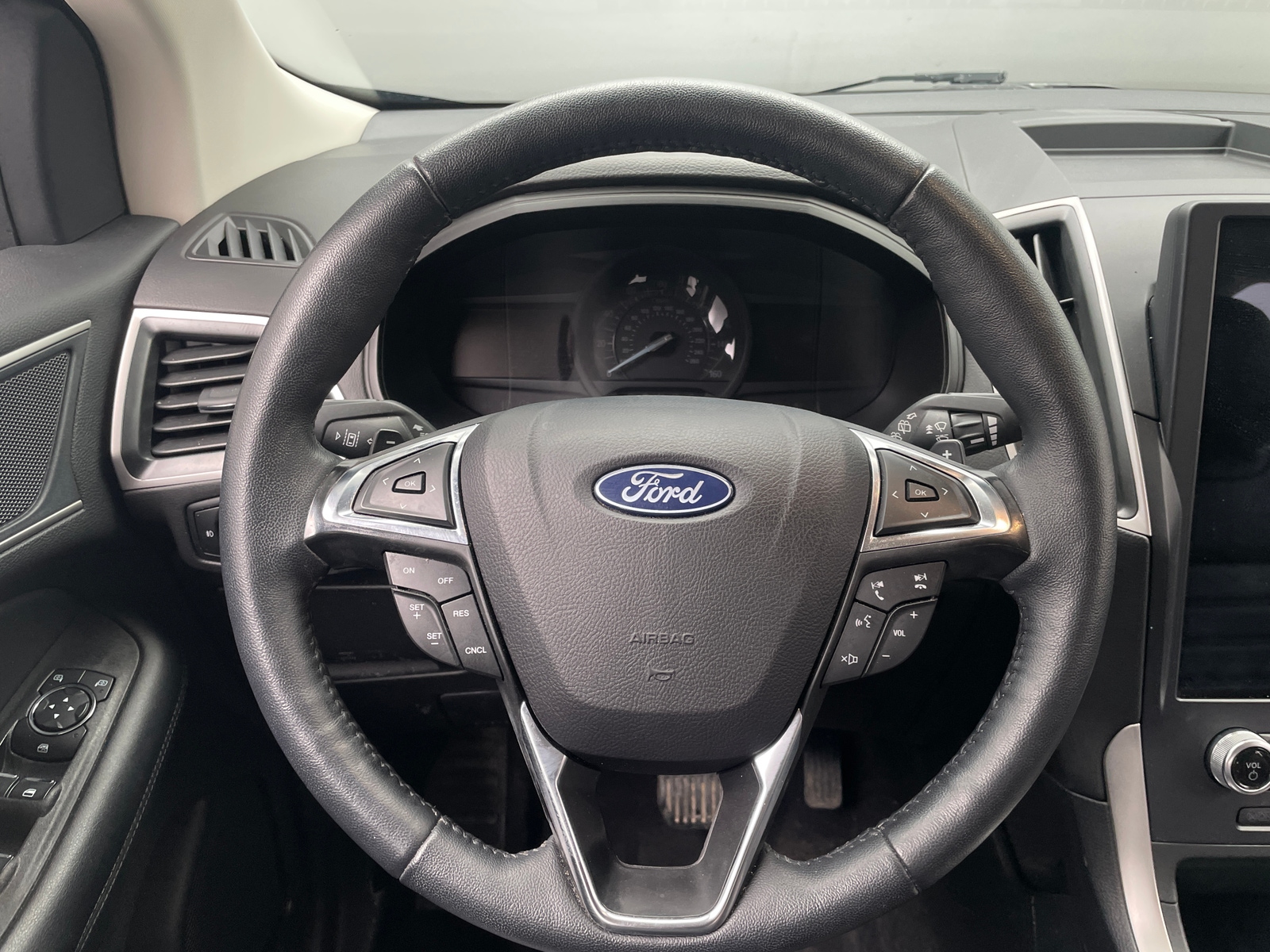 Thumbnail: 2024 Ford Edge - 4