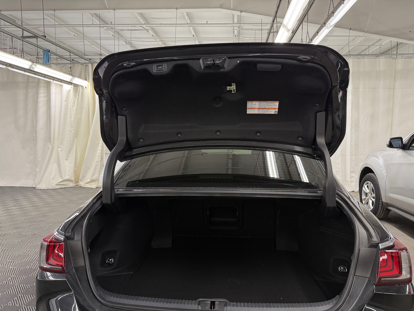 Thumbnail: 2023 Lexus ES - 6