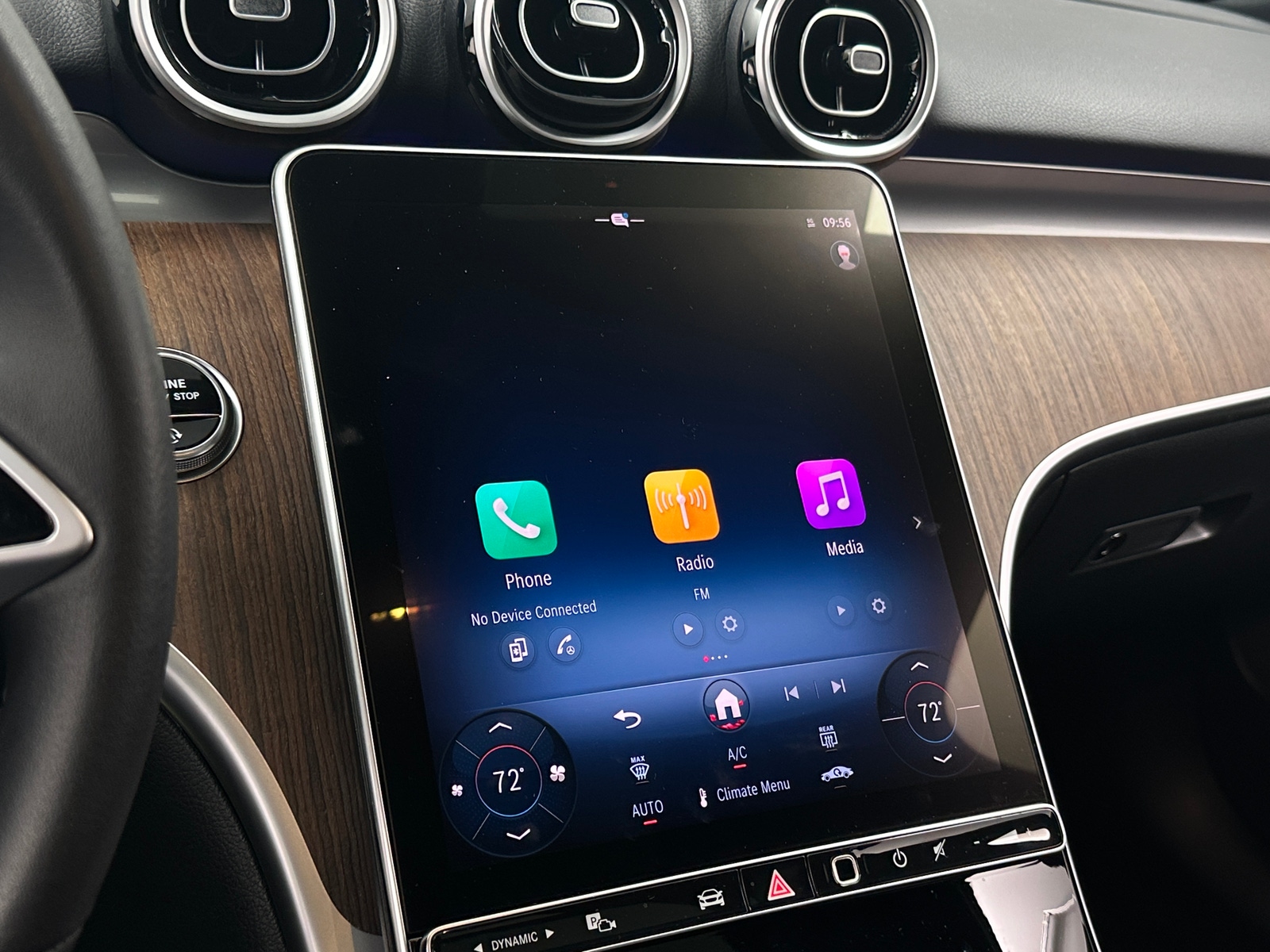 Thumbnail: 2025 Mercedes-Benz C-Class - 3