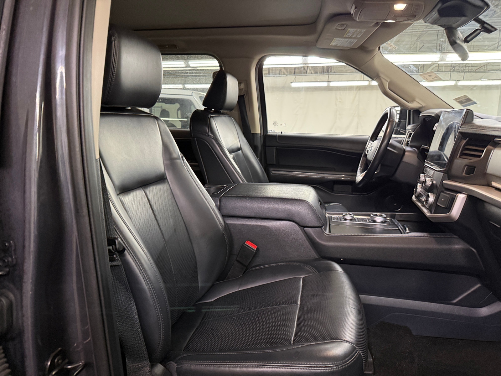 Thumbnail: 2022 Ford Expedition - 2