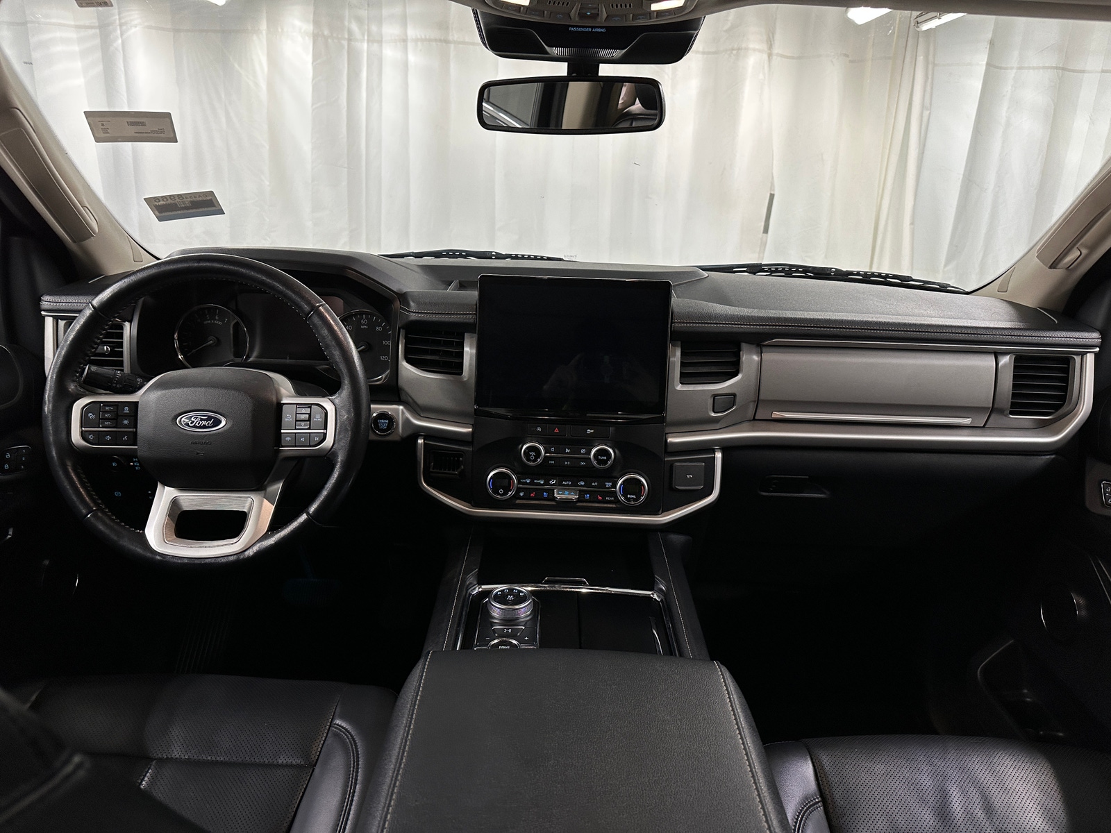 Thumbnail: 2022 Ford Expedition - 3