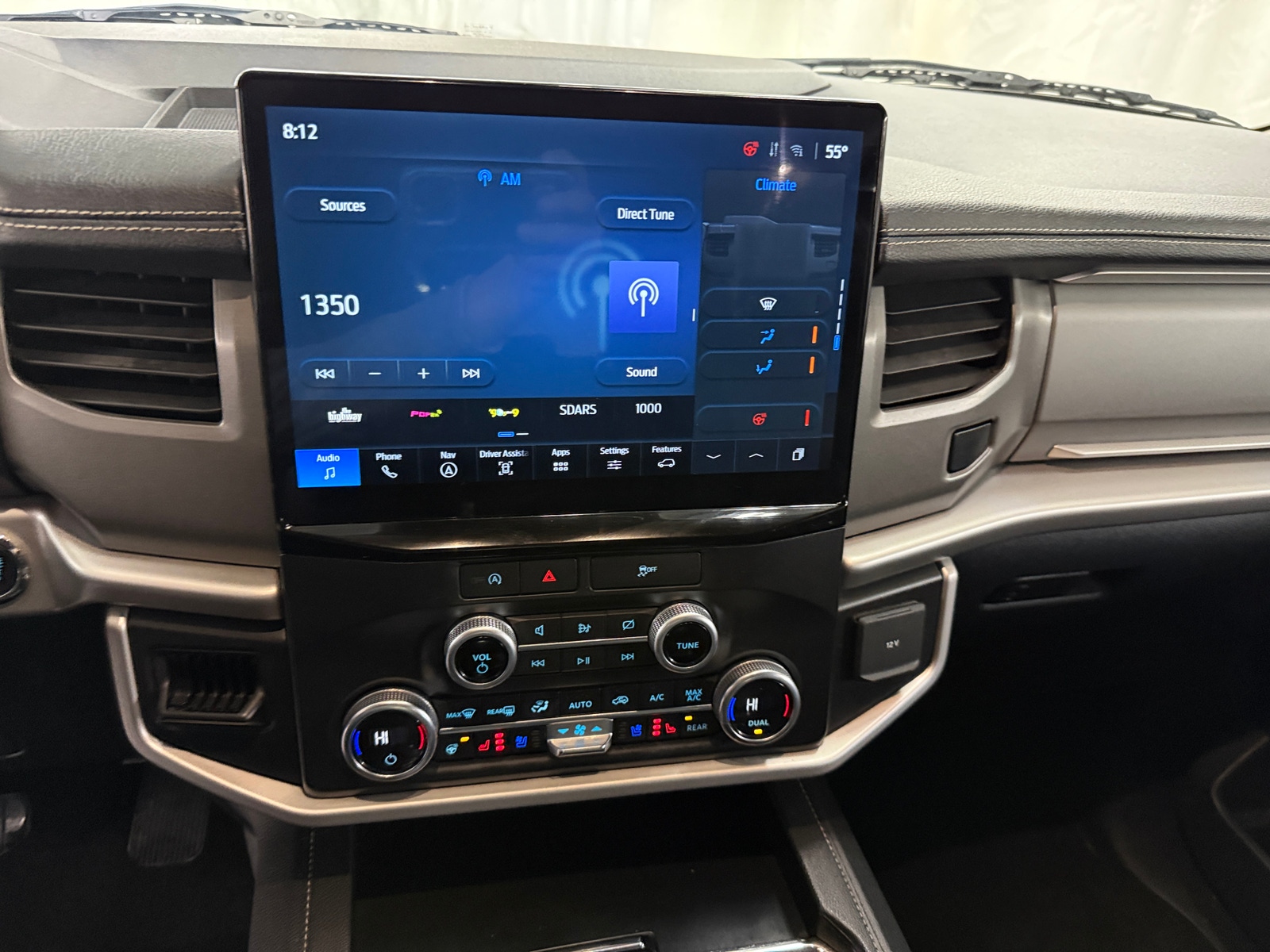 Thumbnail: 2022 Ford Expedition - 4