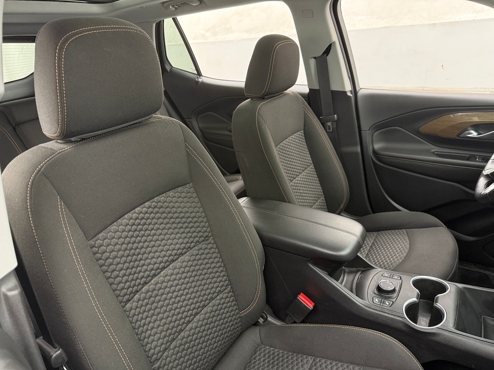 Thumbnail: 2020 GMC Terrain - 2