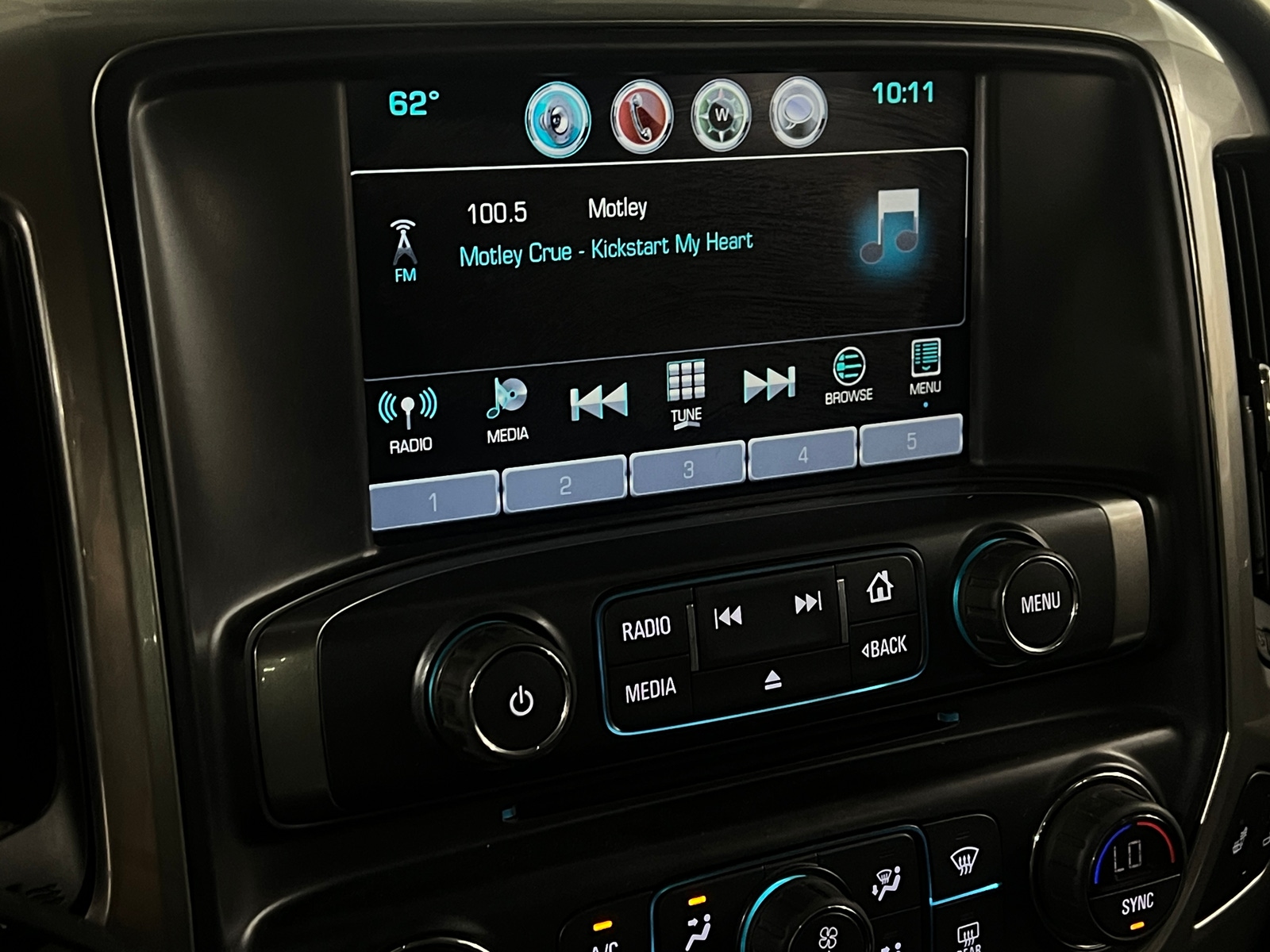 Thumbnail: 2018 Chevrolet Silverado 1500 - 4