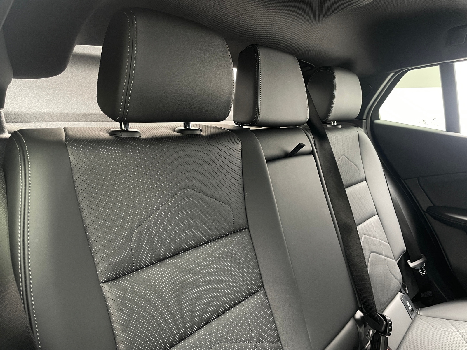 Thumbnail: 2025 BMW X2 - 5