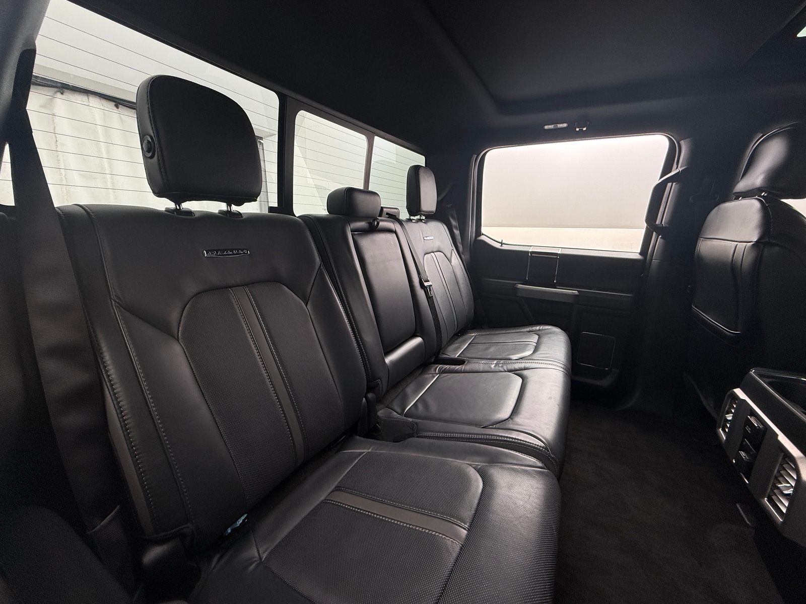 Thumbnail: 2016 Ford Econoline - 5