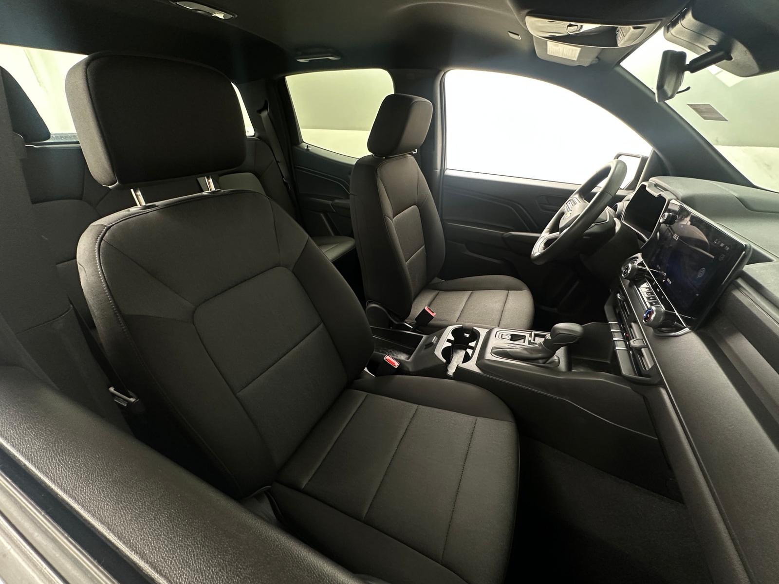 Thumbnail: 2024 Chevrolet Colorado - 2