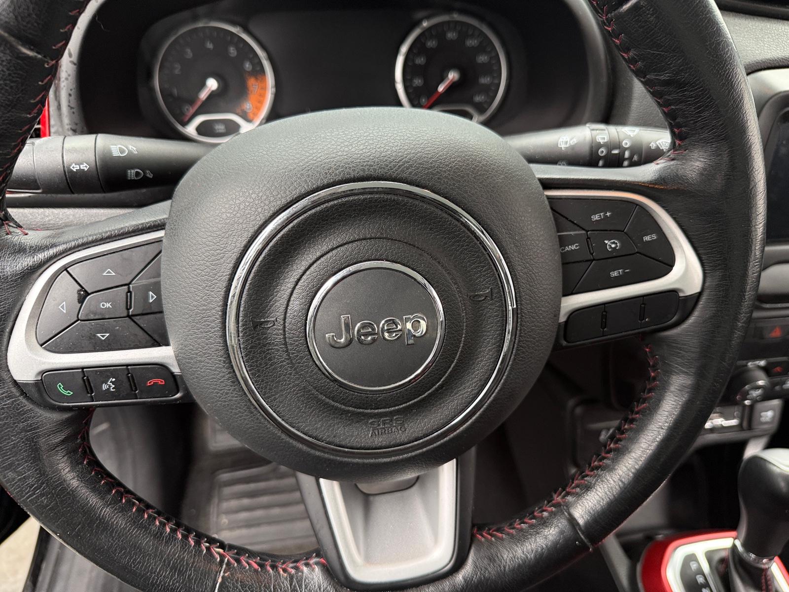 Thumbnail: 2018 Jeep Renegade - 5