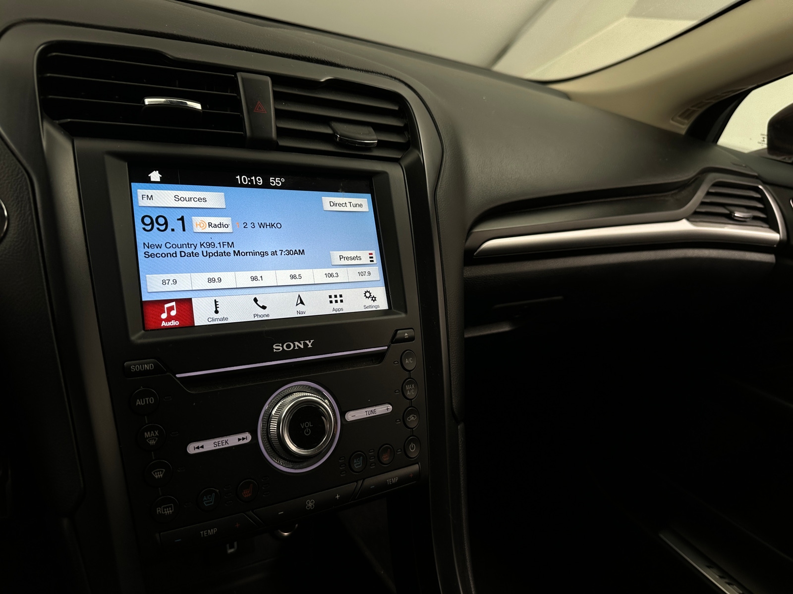 Thumbnail: 2017 Ford Fusion - 3