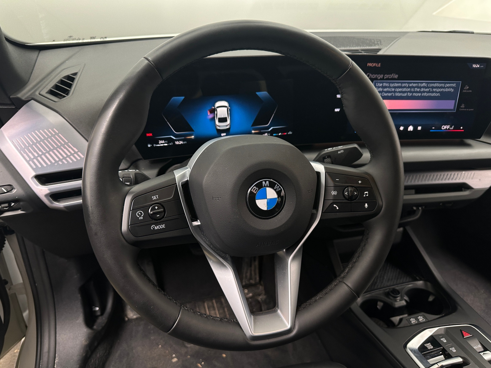 Thumbnail: 2025 BMW 2 Series - 4