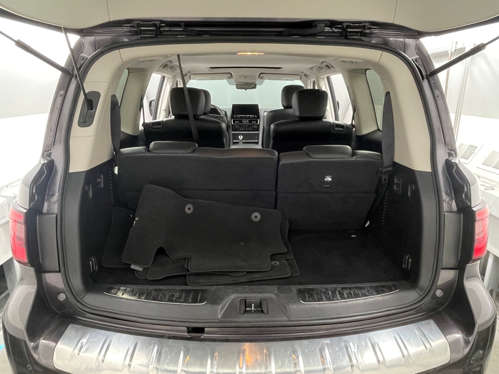 Thumbnail: 2024 INFINITI QX80 - 6