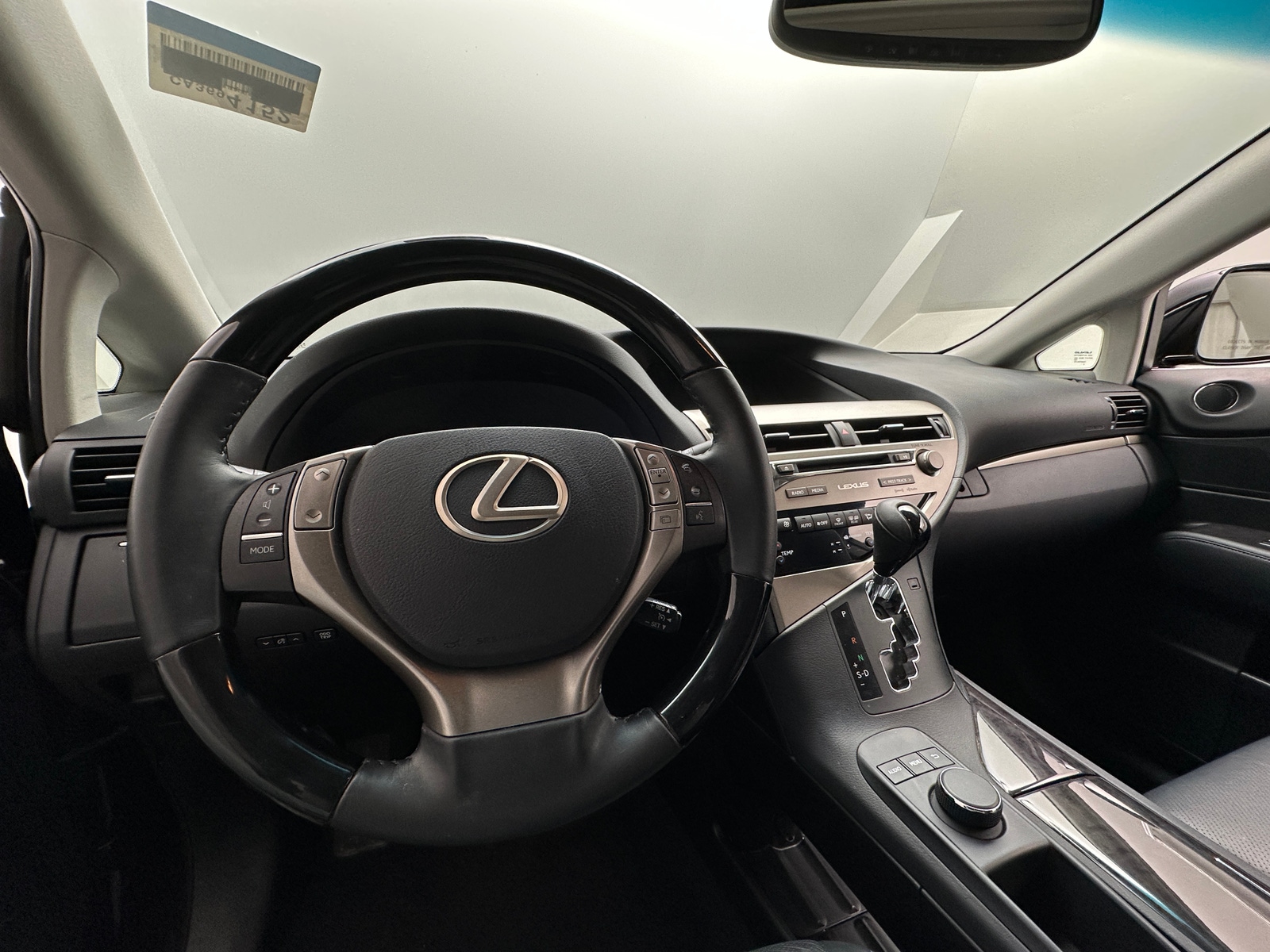 Thumbnail: 2015 Lexus RX - 3