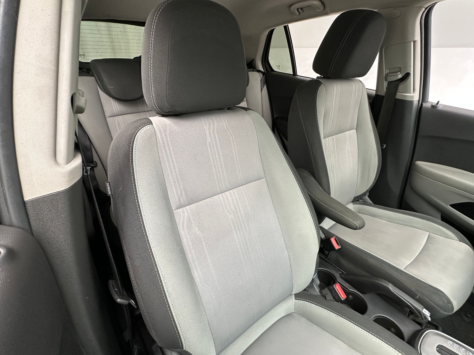 Thumbnail: 2016 Chevrolet Trax - 2