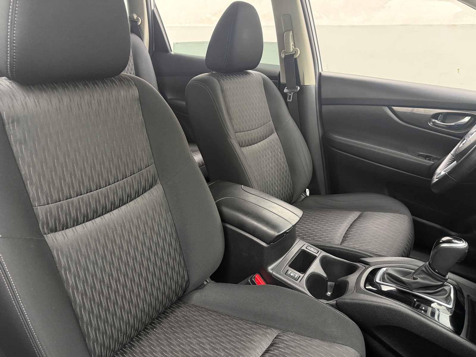 Thumbnail: 2018 Nissan Rogue - 2