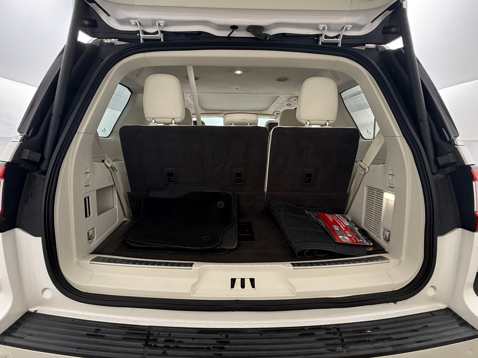 Thumbnail: 2019 Lincoln Navigator - 6