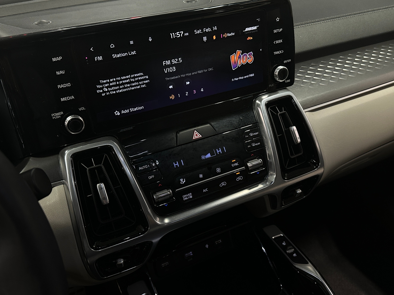 Thumbnail: 2024 Kia Sorento - 3