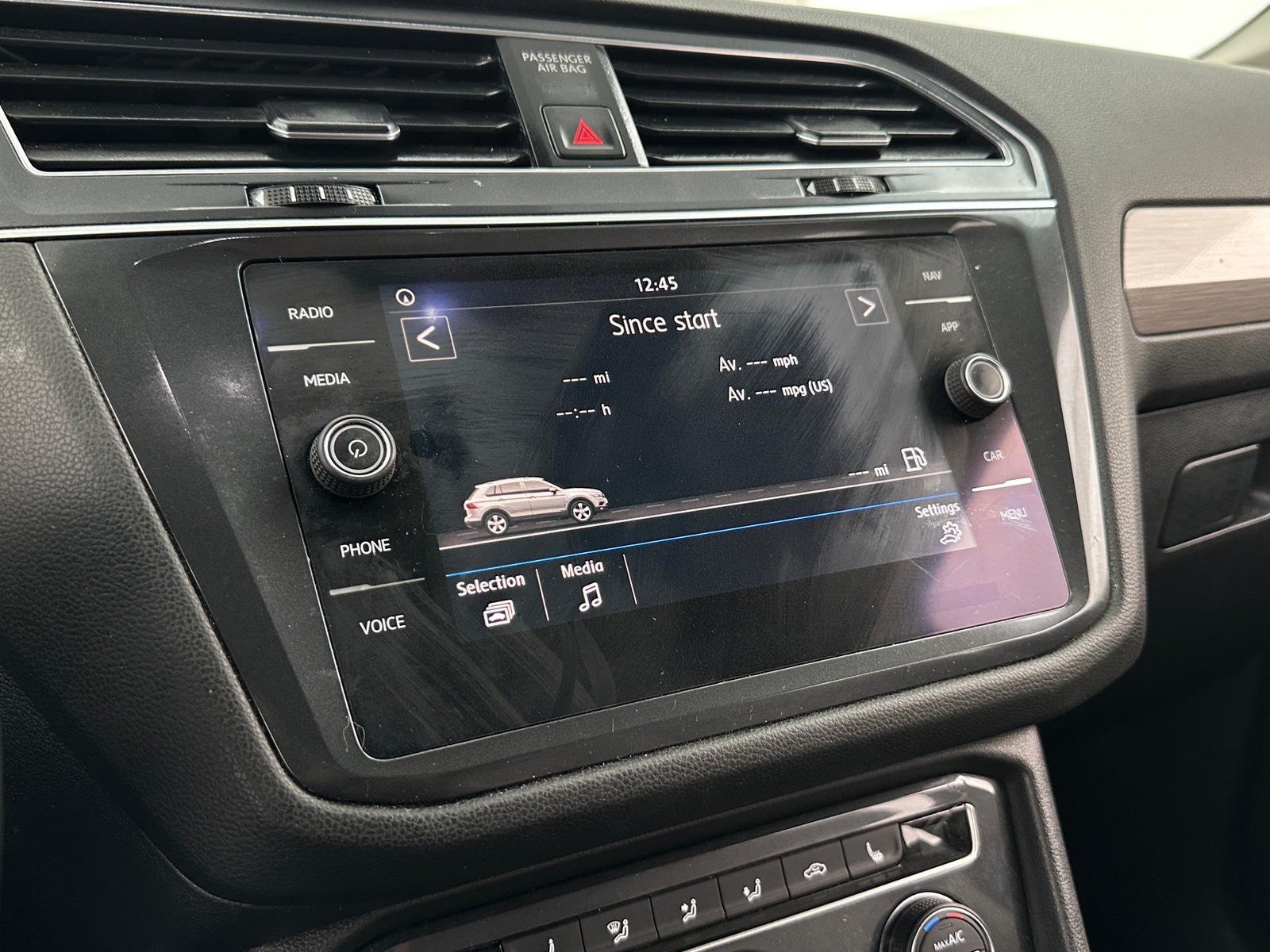 Thumbnail: 2019 Volkswagen Tiguan - 3