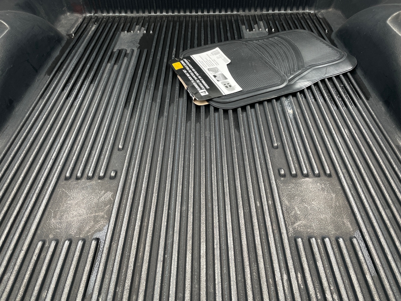 Thumbnail: 2019 Ford Econoline - 7