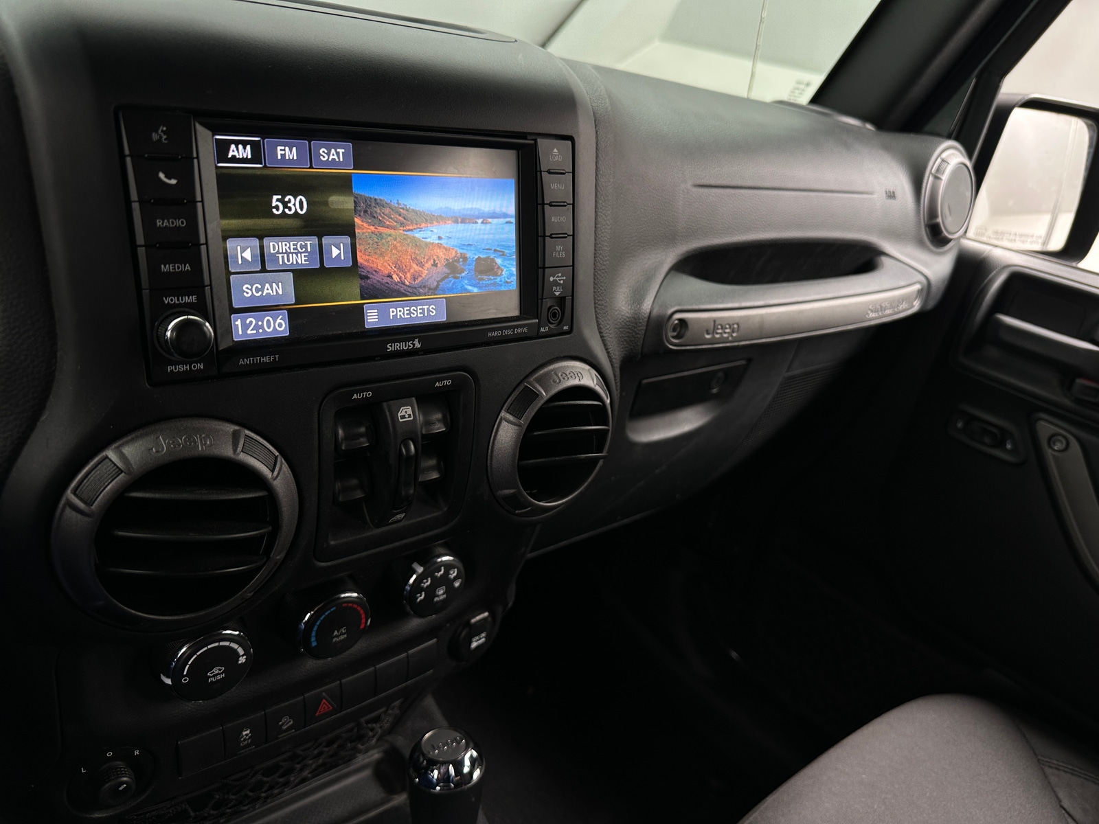 Thumbnail: 2018 Jeep Wrangler - 4