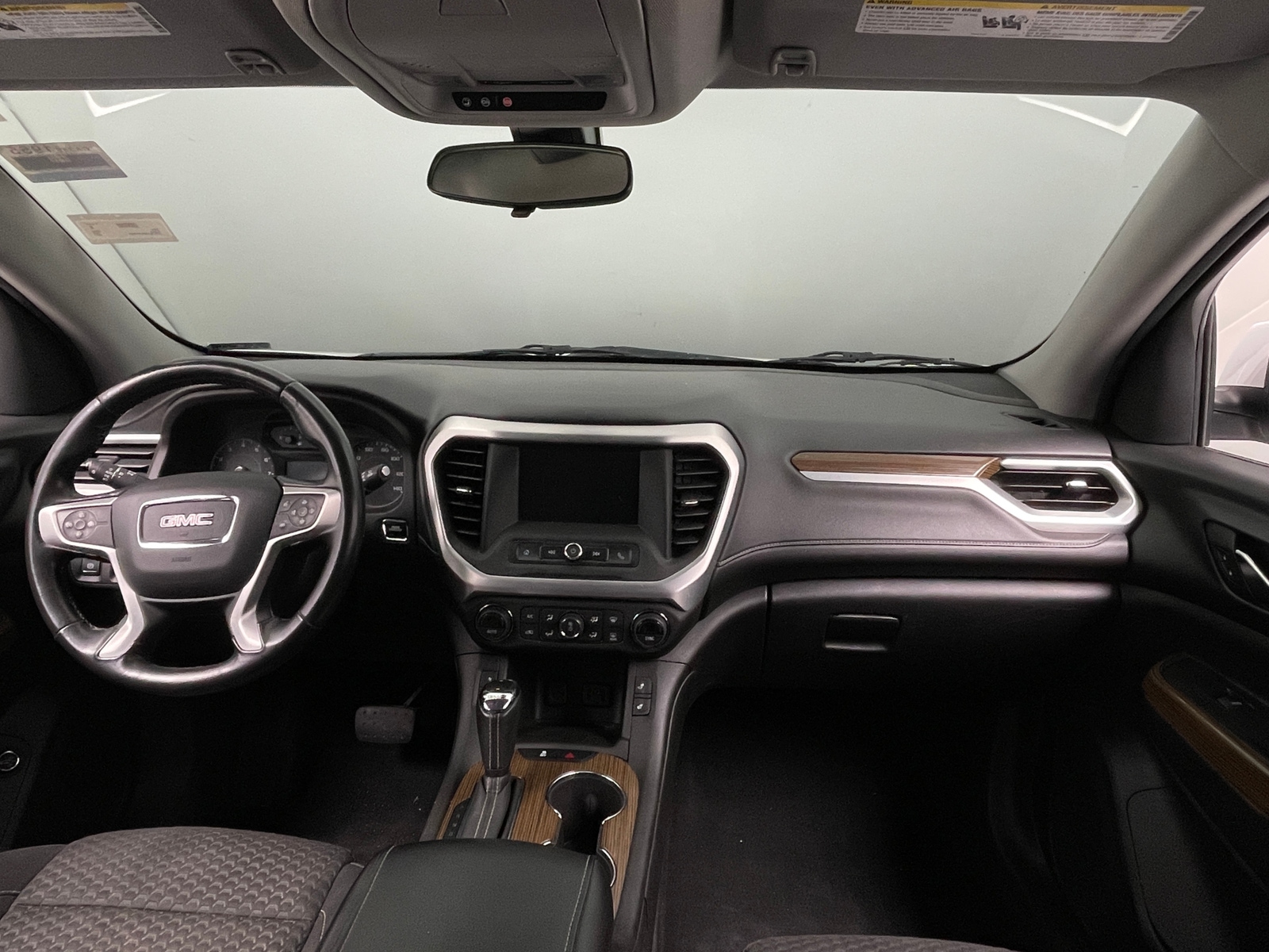 Thumbnail: 2017 GMC Acadia - 3