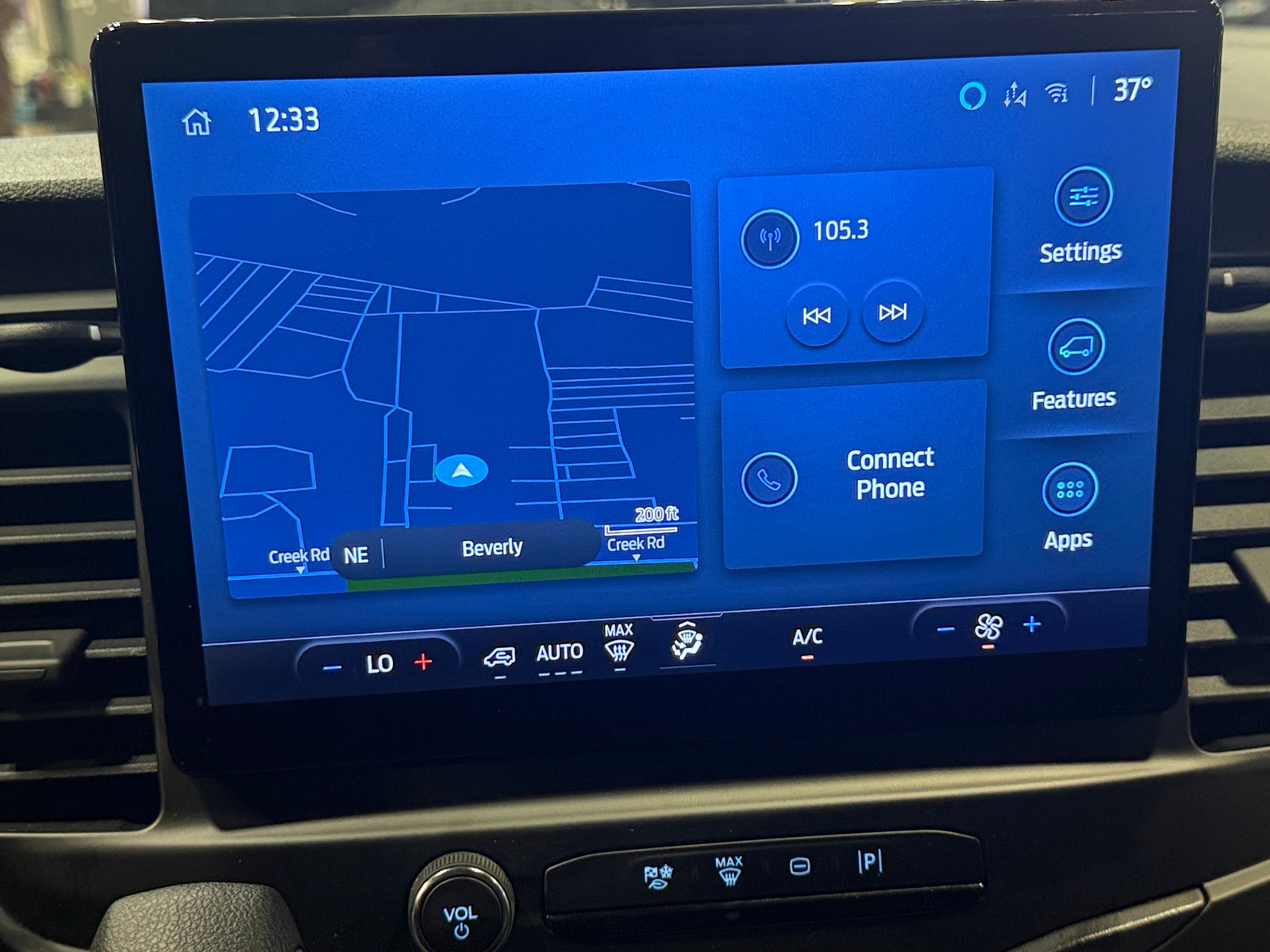 Thumbnail: 2025 Ford Transit Series - 3