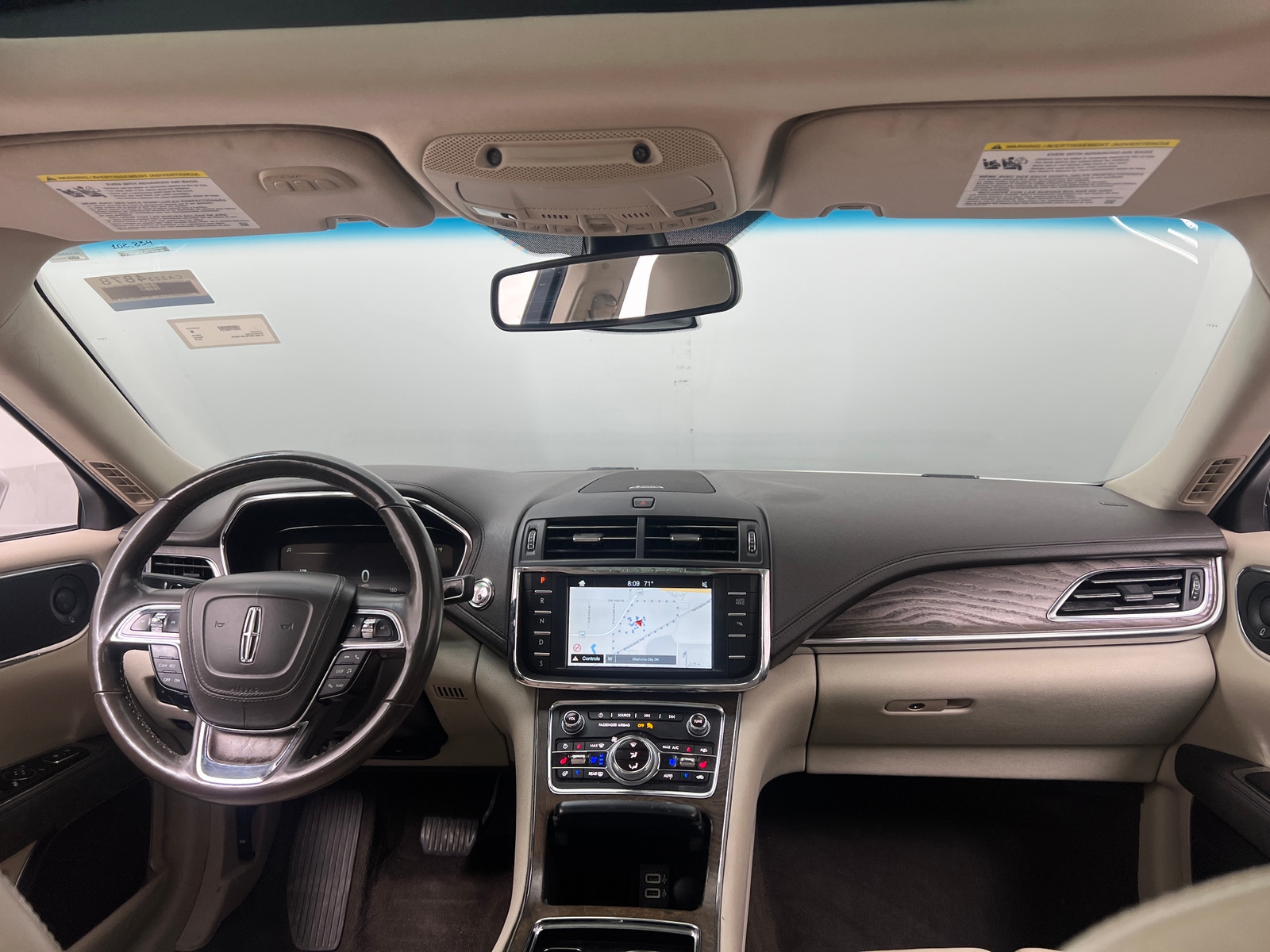 Thumbnail: 2018 Lincoln Continental - 2