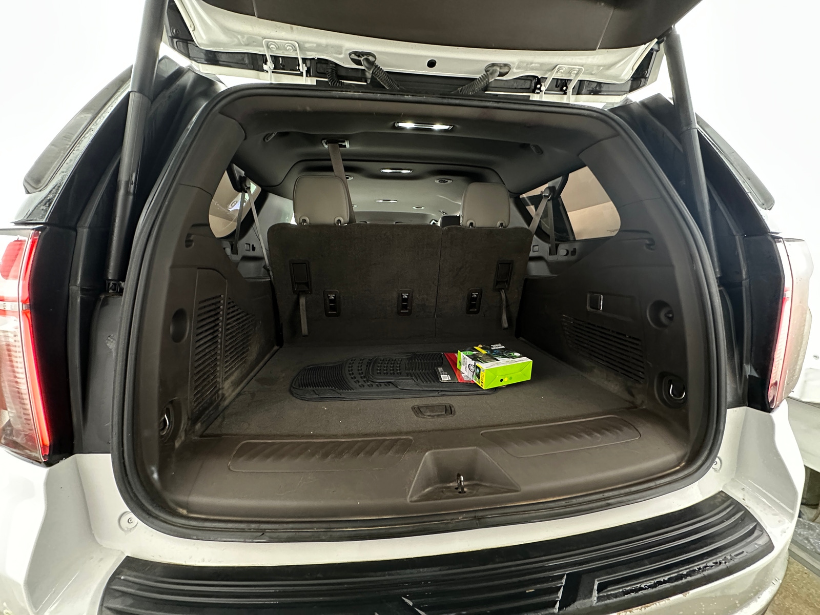 Thumbnail: 2021 Chevrolet Suburban - 6