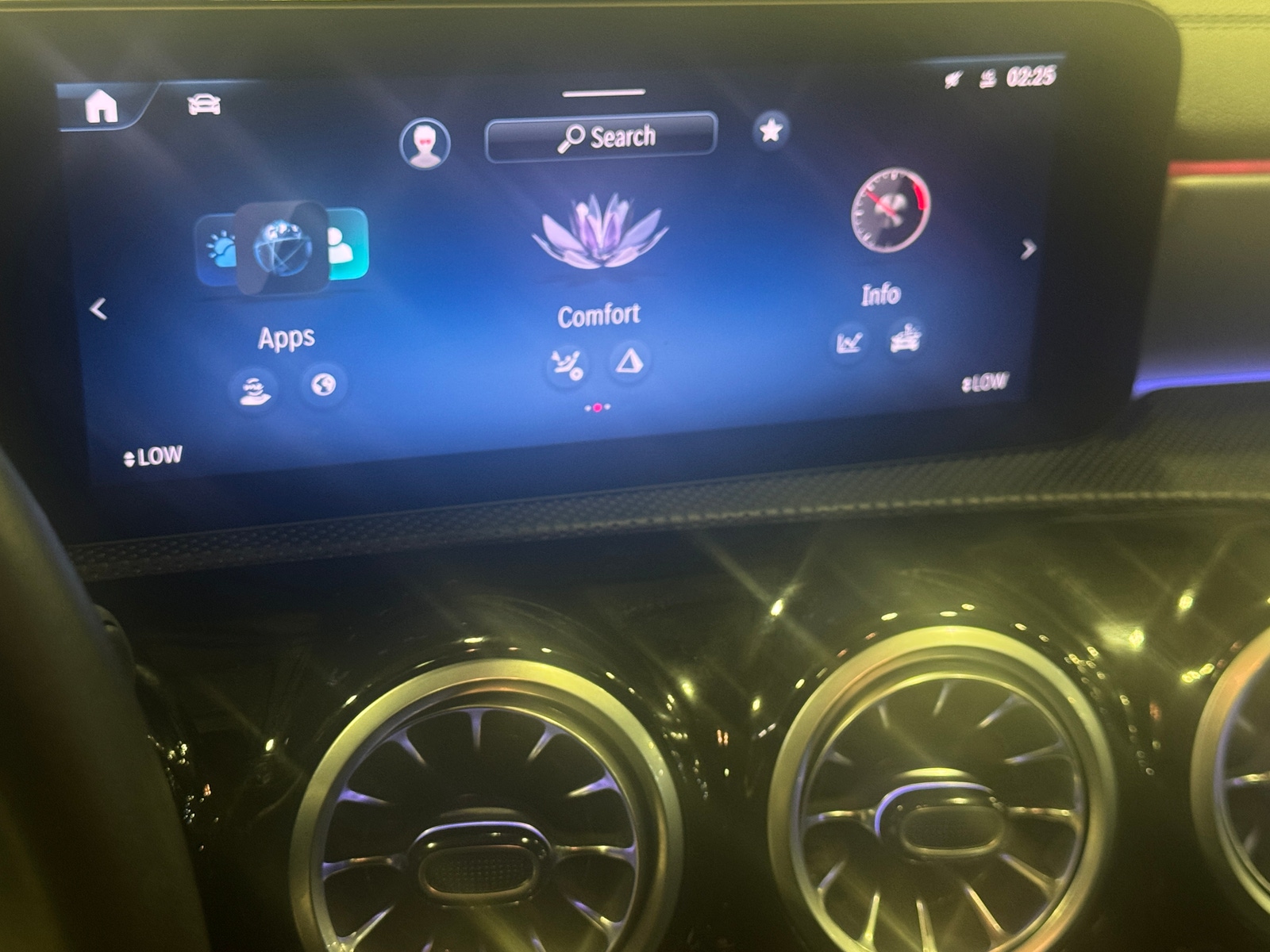 Thumbnail: 2025 Mercedes-Benz CLA - 3