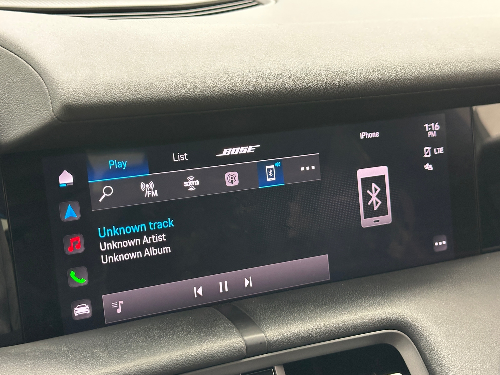 Thumbnail: 2022 Porsche Taycan - 3