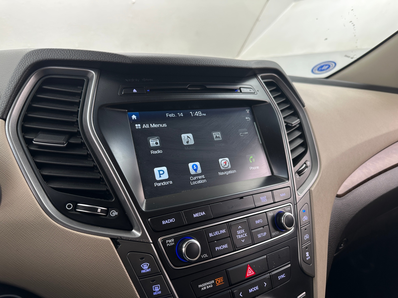 Thumbnail: 2018 Hyundai Santa Fe - 3