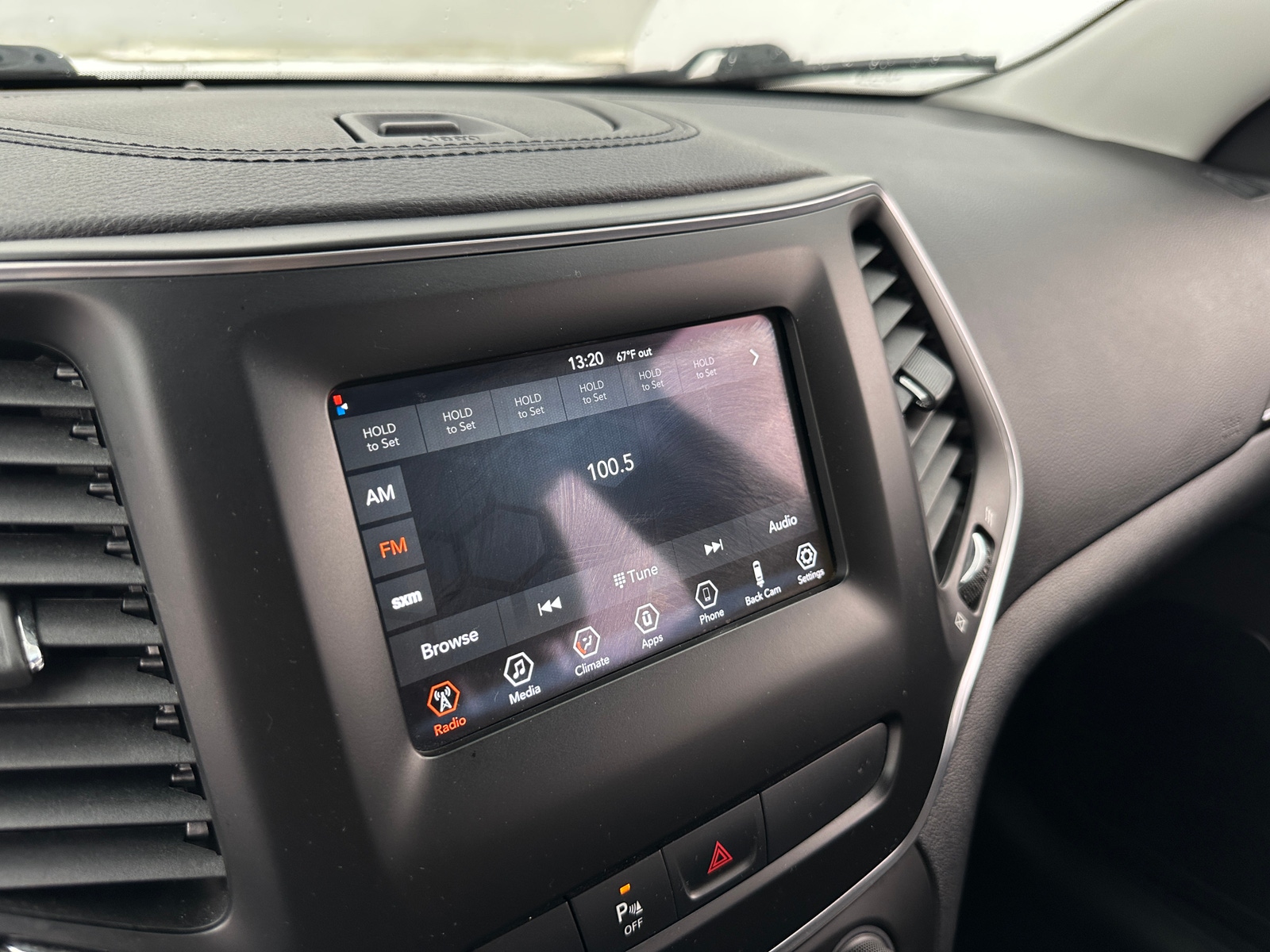 Thumbnail: 2020 Jeep Cherokee - 4