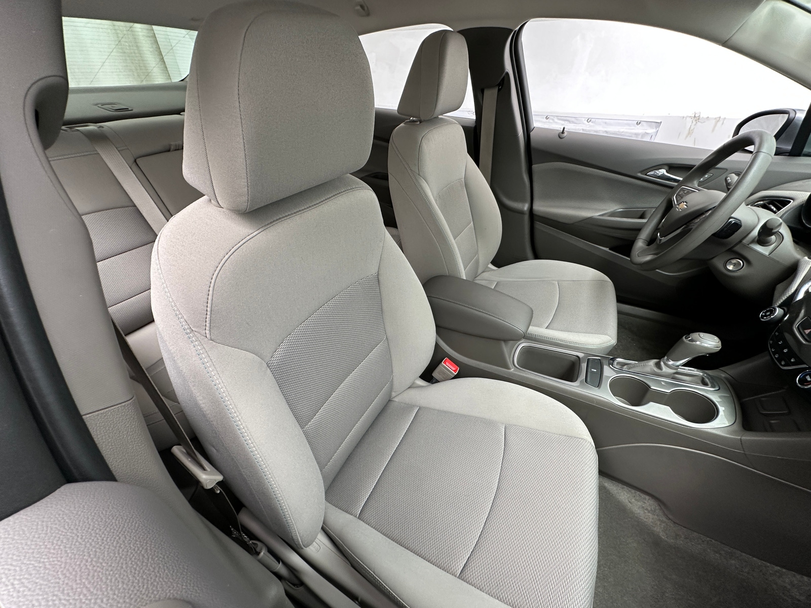 Thumbnail: 2018 Chevrolet Cruze - 2