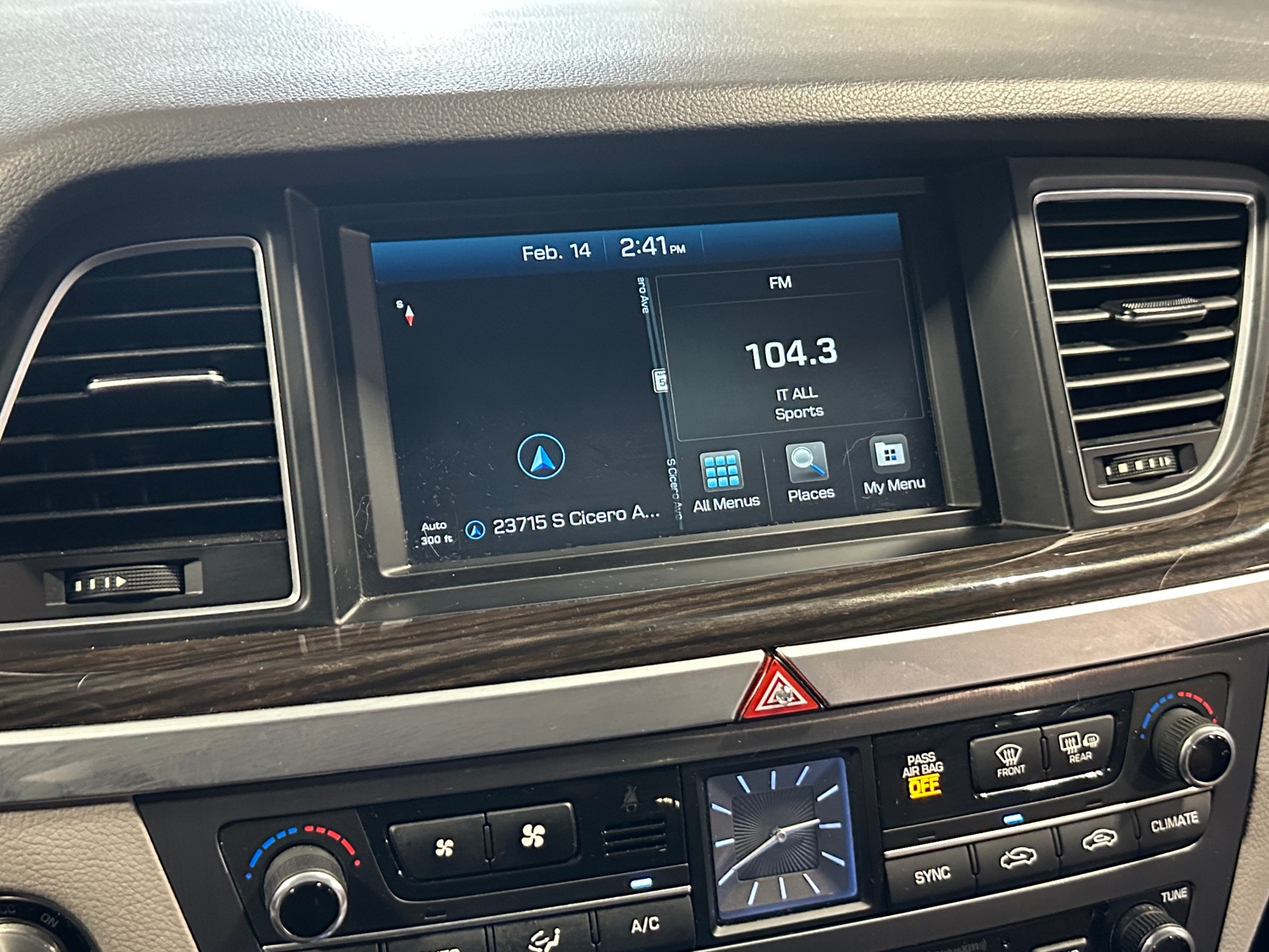 Thumbnail: 2016 Hyundai Genesis - 3