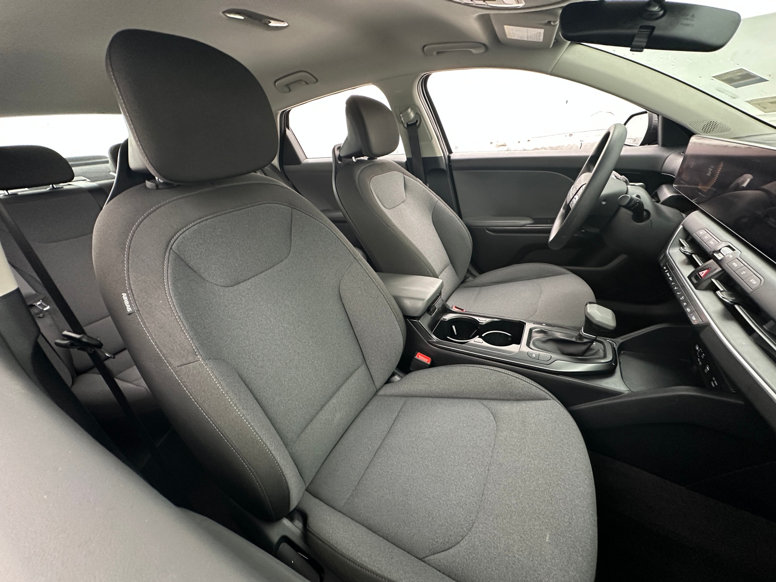 Thumbnail: 2025 Kia K4 - 2