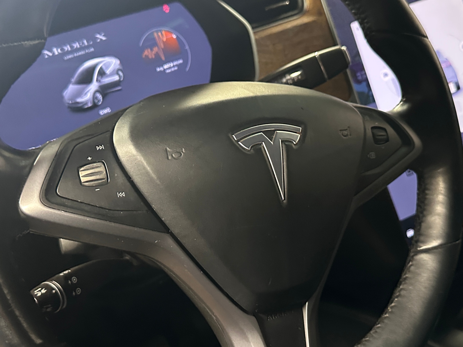 Thumbnail: 2020 Tesla Model X - 4